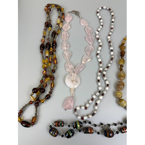 45 - Collection of necklaces