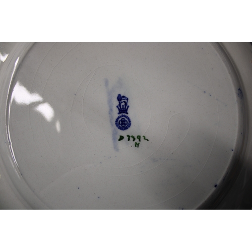 86 - Collection of Blue & White China to include Masons