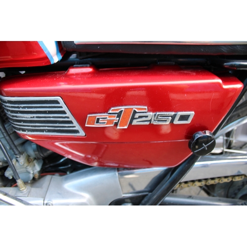 200 - Suzuki Motorcycle GT 250 Ram Air System 1975/76 98% Original, Good Condition in Working Order( Only ... 