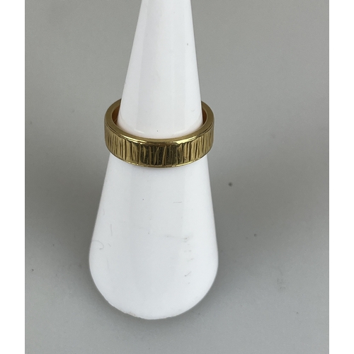 18ct Gold Ring -  Size J  Approx. W 5.1g