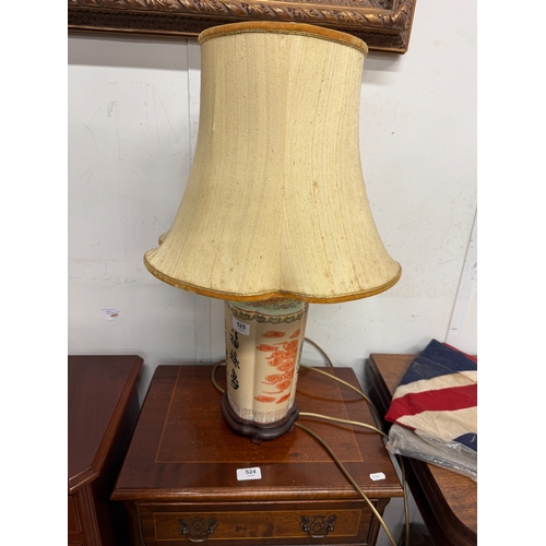525 - Ceramic Oriental Table Lamp