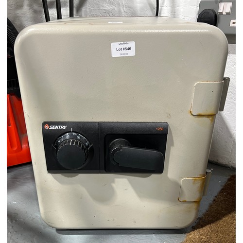 Sentry Code Safe Model 1250 (With Code)