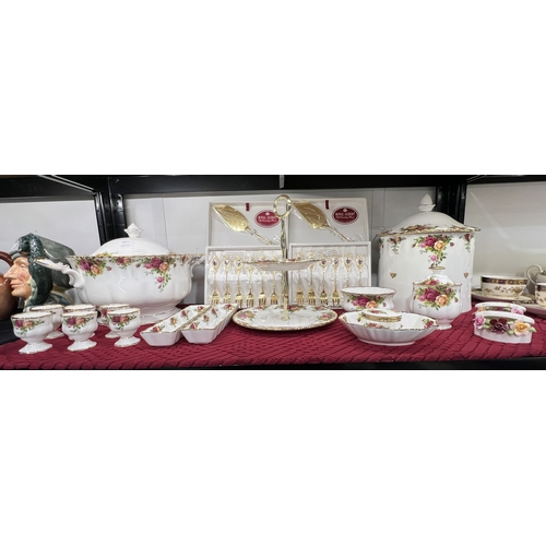 Collection of Royal Albert Old Country Roses