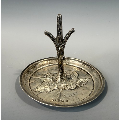 9 - Antique Hallmarked Silver Ring Tree Embossed with Cherubs by Synyer & Beddoes Circa 1906 Approx ... 