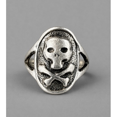Silver Skull & Cross Bone Ring Size K