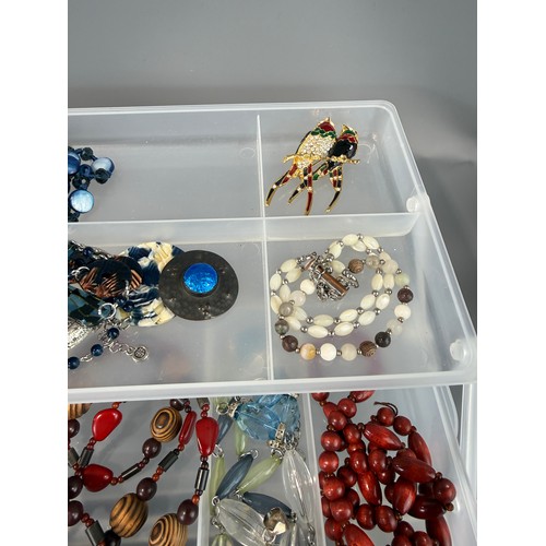 29 - Collection of Costume Jewellery to Include Watches