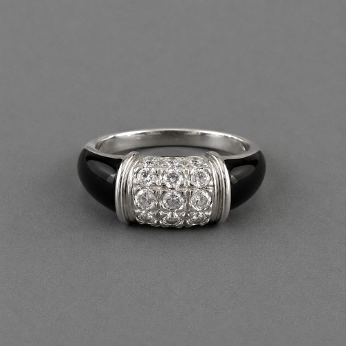 39 - Silver Stone Set Ring Size R
