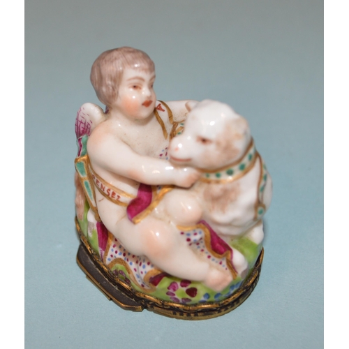 137 - An early 19th Century possibly Samson porcelain figural bonbonniere in the Chelsea style modelled wi... 