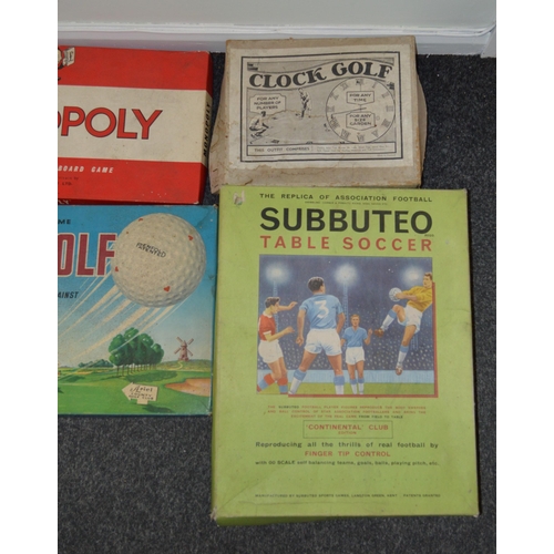 15 - Vintage boxed 'Continental Club' edition Subbuteo table soccer (contents disturbed), a boxed vintage... 