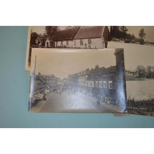 165 - A selection of vintage mainly Beccles photographs and a 1980 town map