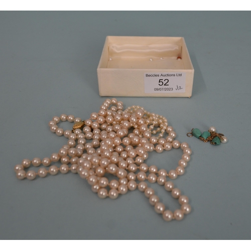 52 - Various pearl style necklaces