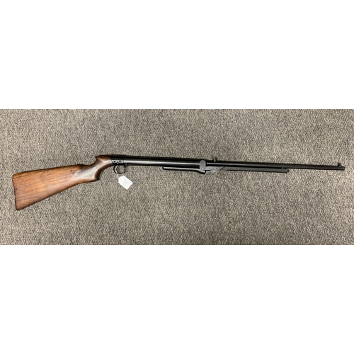 18 - A 1934 BSA .22 Long Tom standard model air rifle, refinished in good order, S/No.S52515, total lengt... 