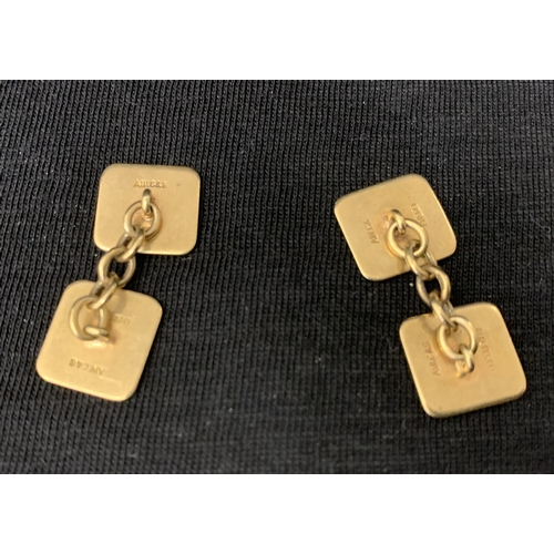 109 - A pair of 9ct gold vintage cufflinks, weight approx. 7g