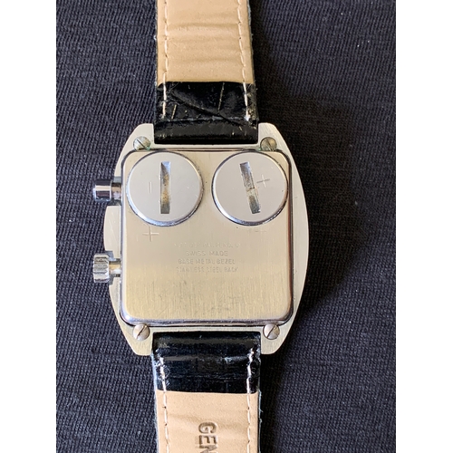 250 - A vintage Sicura Instalite electric wristwatch