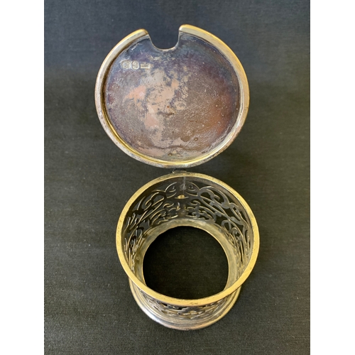 246 - A Victorian hallmarked silver mustard pot frame, London 1864, weight approx. 153g (lacking liner and... 