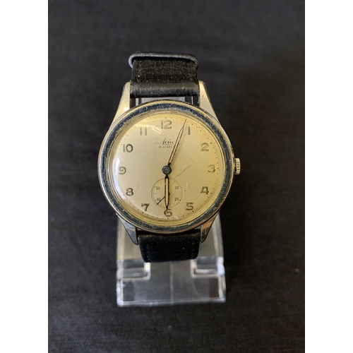 30 - A vintage Avia mechanical wristwatch (running at the time of lotting)