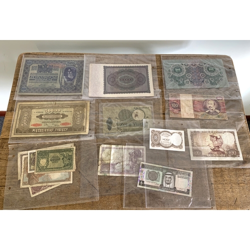 303 - A mixed lot of vintage foreign bank notes, various years