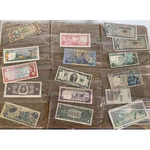 305 - A mixed lot of vintage foreign bank notes