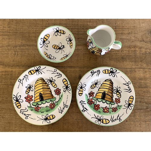 32 - Kate Glanville, modern potter, four pieces all decorated with bees