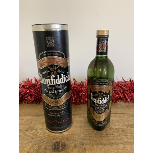 20 - A boxed 75cl Glenfiddich Single Malt Scotch whisky