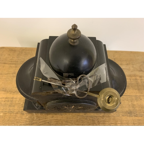 172 - Turn of the century slate mantel clock, no obvious maker, comes with pendulum and key, 11