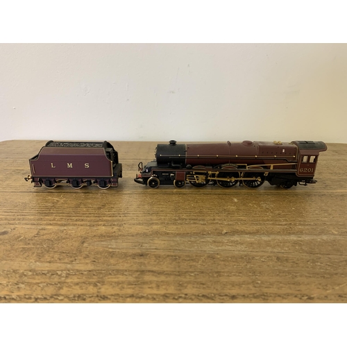 214 - A boxed limited edition The Queens Golden Jubilee LMS 4-6-2 Princess Elizabeth Class loco, with cert... 