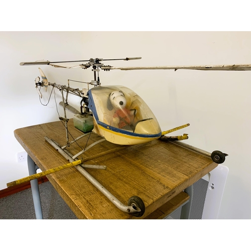 286 - A large vintage remote control petrol engine helicopter, approx. 40