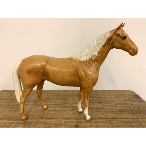 57 - A large Beswick Palomino horse figurine, approx. 11 3/4