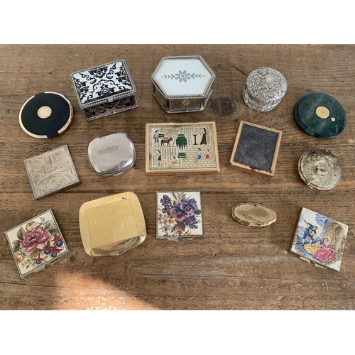 229 - A selection of vintage powder compacts and trinket boxes