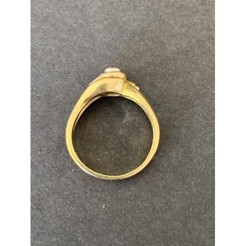 138 - An 18ct gold and solitaire diamond set ring, approx. size Q, weight approx. 7.3g