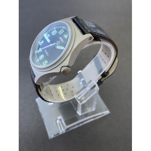 139 - MWC military gents wristwatch with luminous hands