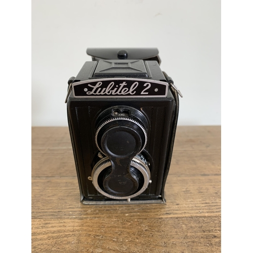 188 - A Lubitel 2 Russian camera made between 1955-1977, in its original case