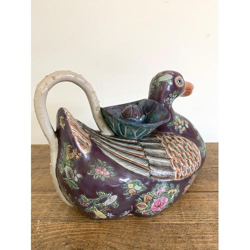 235 - A vintage Chinese stoneware duck teapot/lidded vessel, approx. 11 1/2