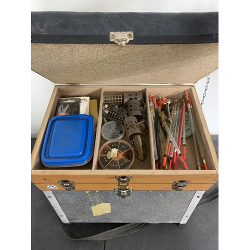 277 - A large quantity of terminal fishing tackle in a vintage fishing seat, a live bait box plus another ... 