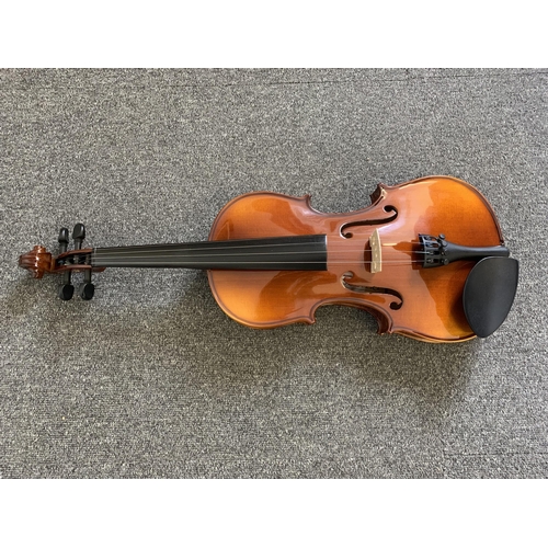 273 - A cased Chantry Model No.2471 violin with bow (mild signs of use)