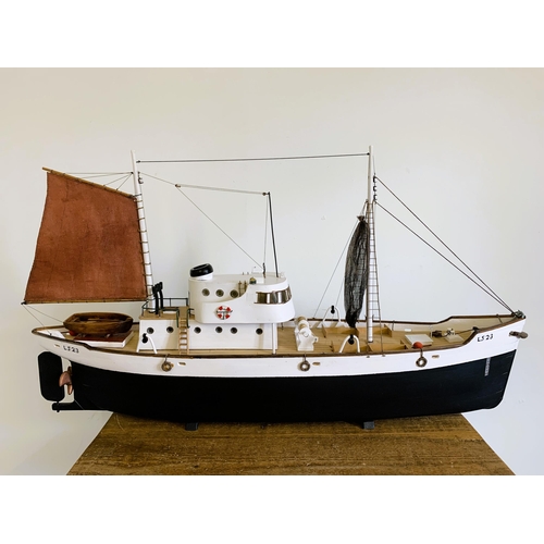 291 - A large scratch built boat of a fishing trawler L523, approx. 38