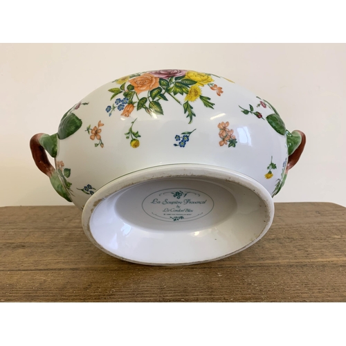 317 - A vintage Franklin Mint 'La Soupiere Provencal by Le Cordon Bleu' soup tureen with ladle (chip to ri... 