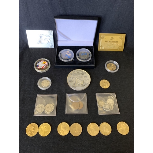 321 - A selection of vintage United States of America coins and medallions including Indian head 5 cents, ... 