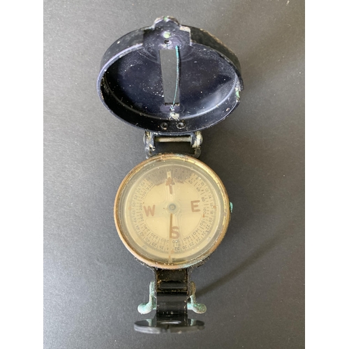 89 - WW2 era U.S. Army Corps of Engineers compass with original bag, possibly dated 3-45 (outer case and ... 