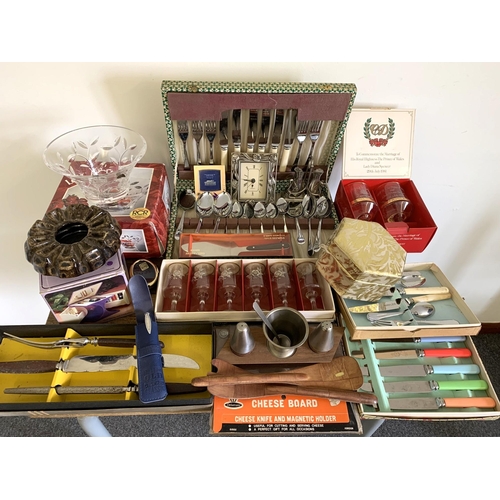 52 - A selection of boxed vintage cutlery and glassware etc