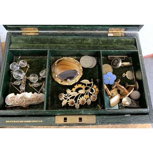 100 - A selection of costume jewellery plus two jewellery boxes etc