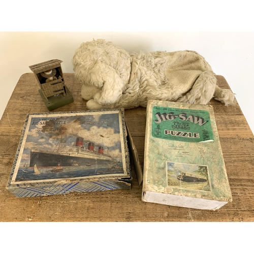 152 - A vintage Great Western Railway jigsaw puzzle, a 'Victory' jigsaw of the Cunard Queen Mary (contents... 