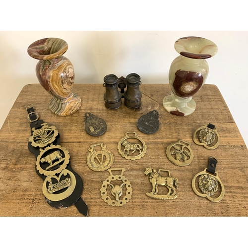 266 - A pair of vintage onyx vases plus horse brasses, binoculars (as found) etc