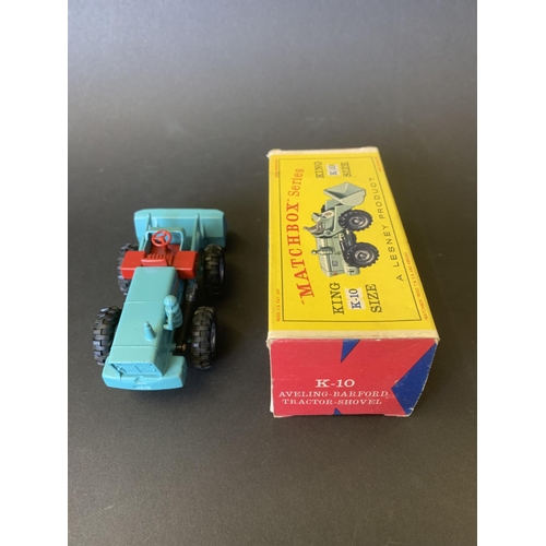 183 - A boxed Matchbox King Series No.K-10 Aveling-Barford tractor shovel (mild playwear and box with mild... 