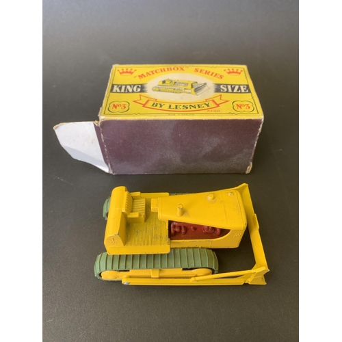 184 - A boxed Matchbox King Series No.3 caterpillar D9 bulldozer (mild playwear and box as found)