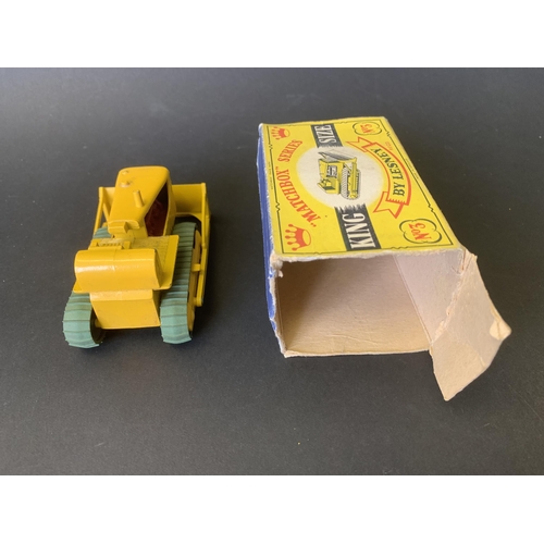 184 - A boxed Matchbox King Series No.3 caterpillar D9 bulldozer (mild playwear and box as found)