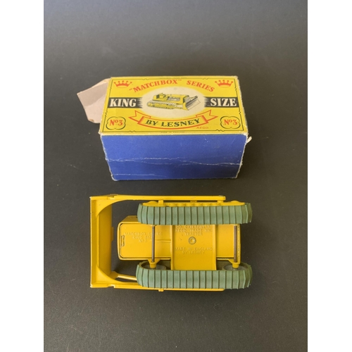 184 - A boxed Matchbox King Series No.3 caterpillar D9 bulldozer (mild playwear and box as found)