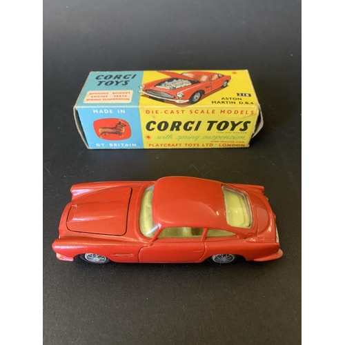 189 - A boxed Corgi No.218 Aston Martin DB4 (mild playwear and box mild playworn)