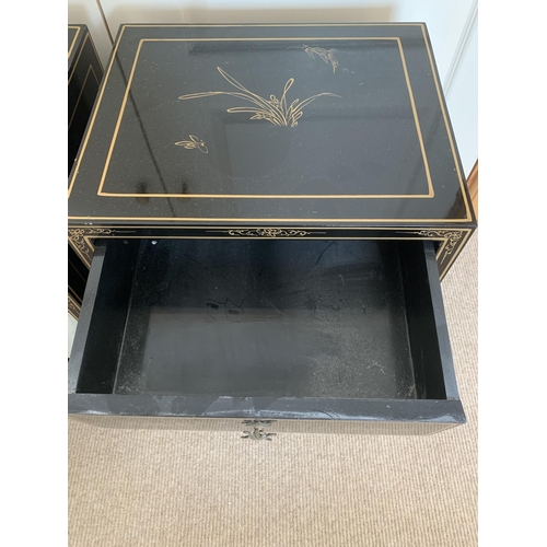 400 - A pair of vintage Chinese black lacquered chinoiserie decorated bedside cupboards, applied with colo... 