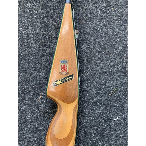 403 - A 'Falken' Swedish wooden bow, max 28